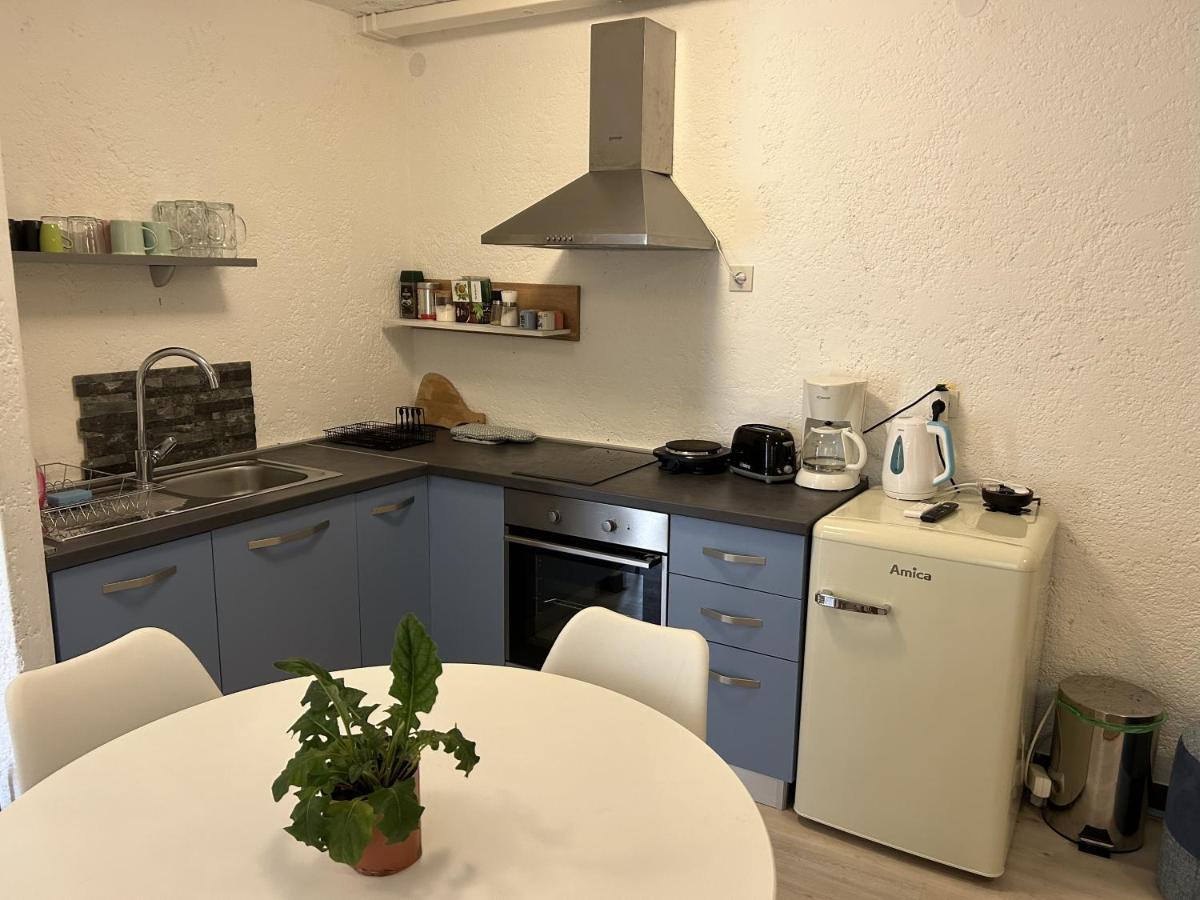 Peaceful Apartment With Patio Rovigno Esterno foto
